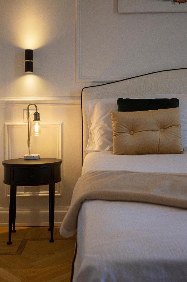 Apartamento Iris Διαμέρισμα Lesa Εξωτερικό φωτογραφία