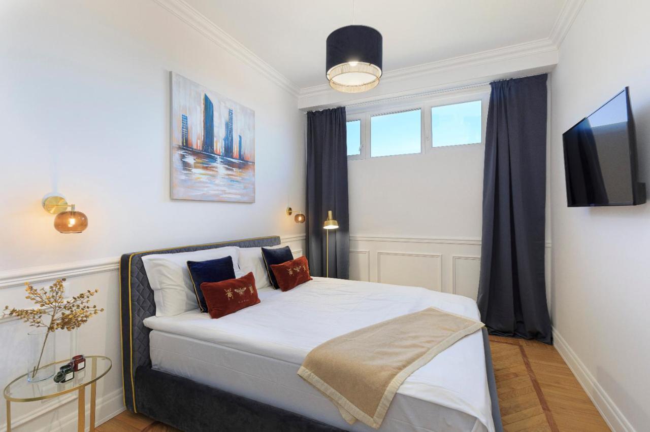 Apartamento Iris Διαμέρισμα Lesa Εξωτερικό φωτογραφία