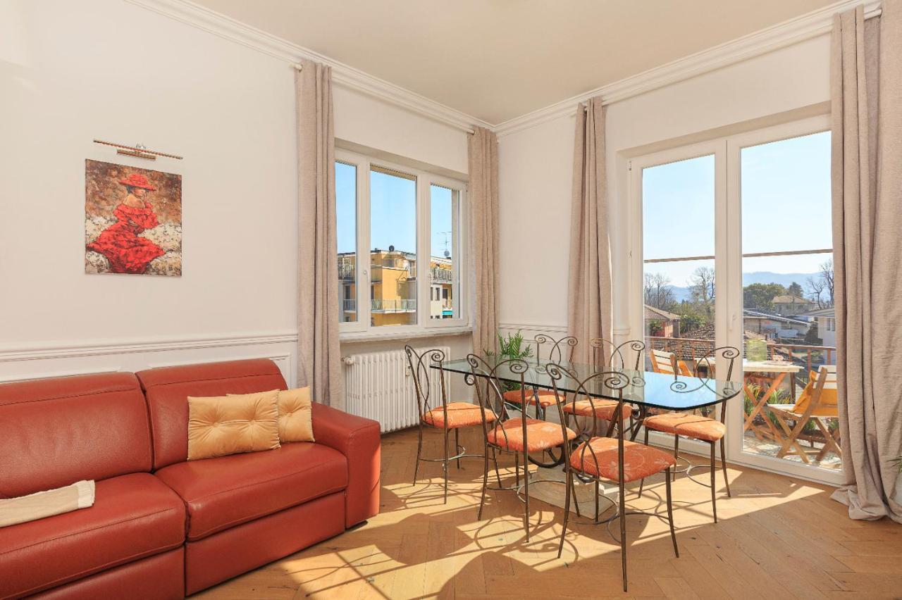 Apartamento Iris Διαμέρισμα Lesa Εξωτερικό φωτογραφία